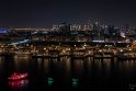 Er ist ist trotzdem lecker und der Barman freut sich über mein Lob. Dazu diese Aussicht über Downtown mit dem Creek im Vordergrund.