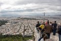 Mit einer kleinen Zahnradbahn fahren wir auf den Lycabettus Hill. Ein ähnlicher Blick wie vom Balkon, nur ein Stückchen höher. 