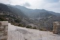 Die Beschilderung an der Strasse führt zwar noch zu dieser ehemaligen Mine in der Nähe von Koronos, doch die Zufahrt ist gesperrt.