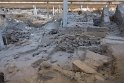 Wir besuchen die Ausgrabungsstätte <a href="https://de.wikipedia.org/wiki/Akrotiri_(Santorin)" target="_blank">Akrotiri</a>, das Pompeji der Griechen. Aufgrund der Krise musste die Arbeit hier eingestellt werden. Erst nachdem der Antivirenhersteller Kaspersky Lab die Arbeiten unterstützt geht es damit weiter.