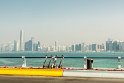 Die Skyline von Abu Dhabi, wir gehen anschließend gemeinschaftlich in ein Restaurant nach Vorschlag unseres Guides der sonst Kreuzfahrt Touristen durch Dubai und Abu Dhabi führt.