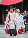 Der Gaien dient auch als Zeremonienort für Shintō-Hochzeiten. Wir wohnen zufällig zwei davon bei. Sehr traditionelle Kleidung.
