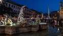 Rom eine Stadt voller Brunnen, die Piazza Navona mit Fontana di Fiumi, aus dem 17. Jahrhundert.